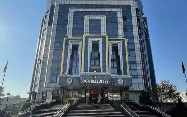 Buca Belediyesi’ne Operasyon: Başkan Görkem Duman gözaltında