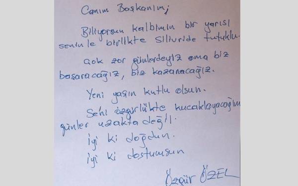 /haber/ozel-den-imamoglu-na-dogum-gunu-mesaji-iyi-ki-dostumsun-320164