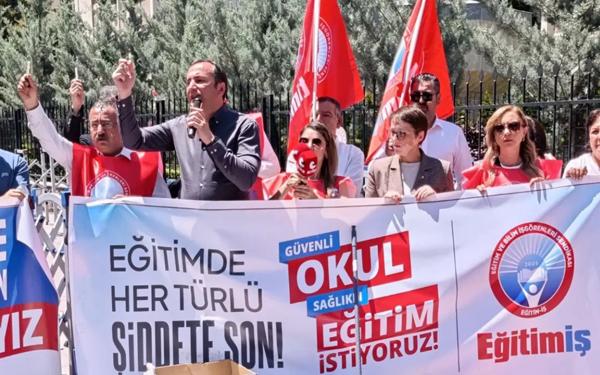 "Sermayenin bakanı Yusuf Tekin istifa"