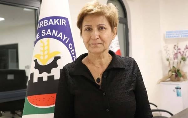 Hak savunucusu ve DTSO Meclis Başkanı Nevin İl yaşamını yitirdi