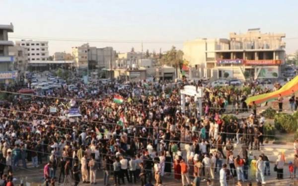 Entegrasyon sürecinde Kobanî krizi: "Halkın onuru pazarlık konusu yapılamaz"