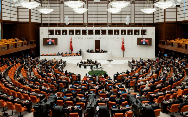 Meclis’te bu hafta: Yargı paketi, emekli aylığı, öğrenci affı