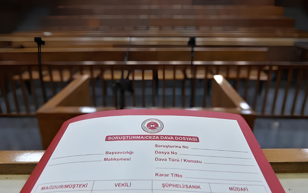 Hukukçular Maraş’taki okul saldırısı iddianamesini nasıl değerlendiriyor?