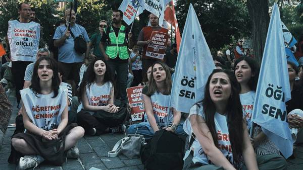 Behind the classroom: Private school teachers face unpaid work and job insecurity