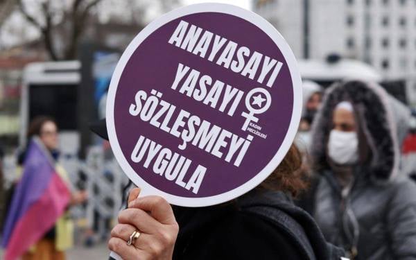 Cinsel Şiddetle Mücadele Derneği: İstanbul Sözleşmesi yeniden yürürlüğe girmeli