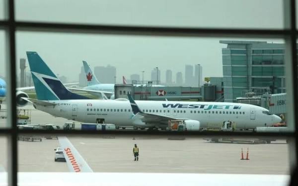 Kanada'da WestJet grevi: 600 uçuş iptal edildi