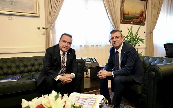 Özgür Özel'e Ankara C. Başsavcılığından yeni dokunulmazlık fezlekesi