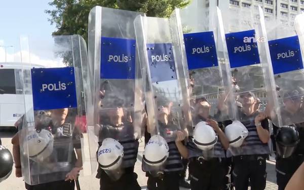 Bakanlığın alacaklarını ödetme güvencesi verdiği Doruk Madencilik işçileri gözaltına alındı