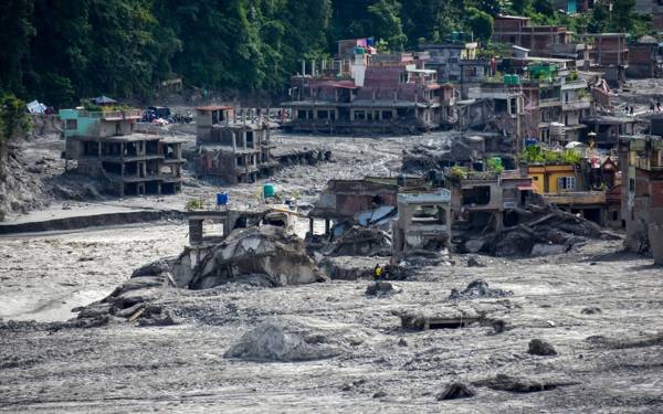 Nepal’de sel: Can kaybı 1114’e yükseldi