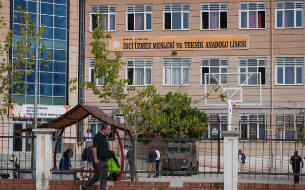 Turgutlu’daki saldırı sonrası tepkiler: “Şiddet yalnızca güvenlikçiyle önlenemez”