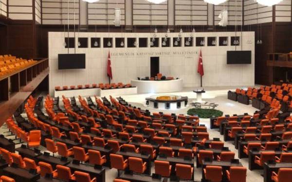 Barış Vakfı: TBMM, yeni yasama yılını barışın inşasına ayırmalı