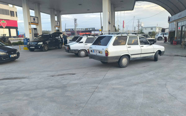Eşel mobil sona erdi: Benzine 12,48 liralık zam üç aya bölündü