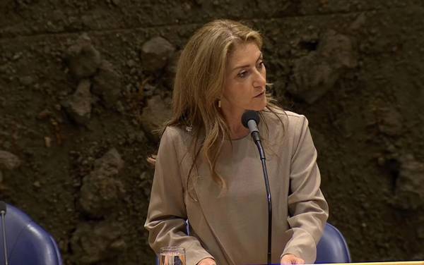 Hollanda: Dilan Yeşilgöz Rusya'yı "düşman" ilan etti, Moskova "ezici karşılık veririz" diye uyardı