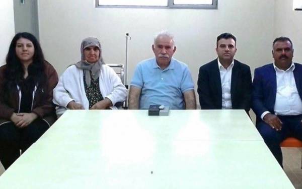 Abdullah Öcalan aile görüşmesi yaptı