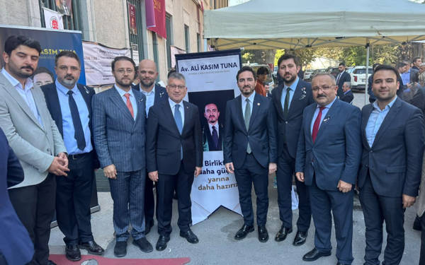 İstanbul 2 Nolu Barosu'nda Rıza Saka 6 oy farkla başkan seçildi
