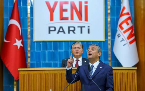 Özel'den fon soruşturması tepkisi: O lanet listeyi kendileri açıklasınlar