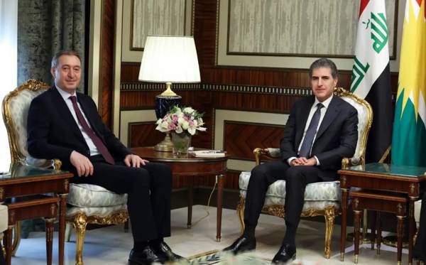 Tuncer Bakirhan û Nêçîrvan Barzanî civiyan