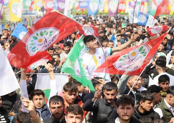 DEM Partili belediyelerden anadil için mevzuat değişikliği talebi