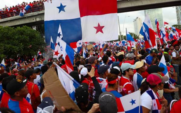 Panama'da halk doğanın yağmasına direniyor