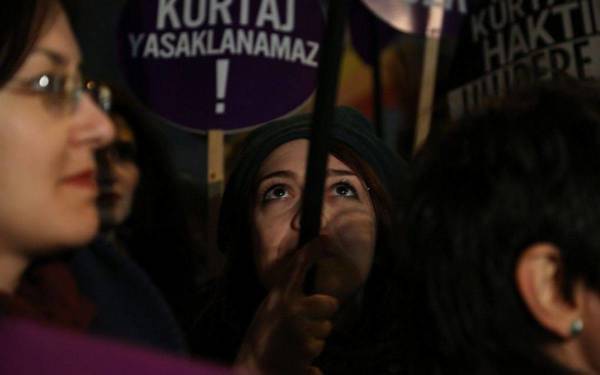Türkiye’nin kadın sağlık politikası kadın odaklı değil