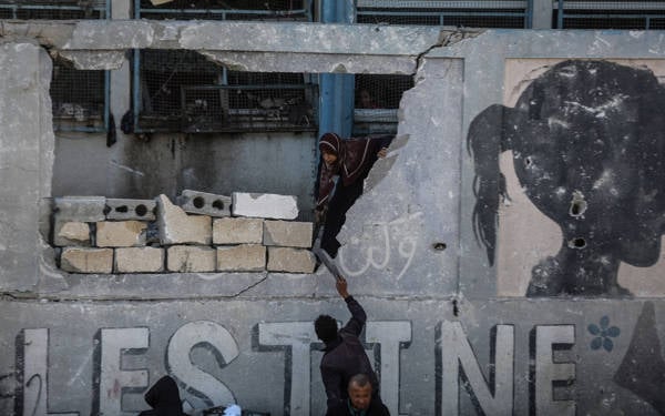 “Soykırım sırasında anne olmak her dakika, her saniye savaşmaktır”