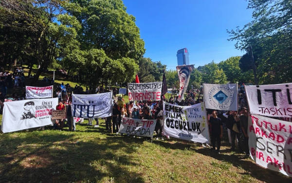 Üniversite gençliği çağırıyor!