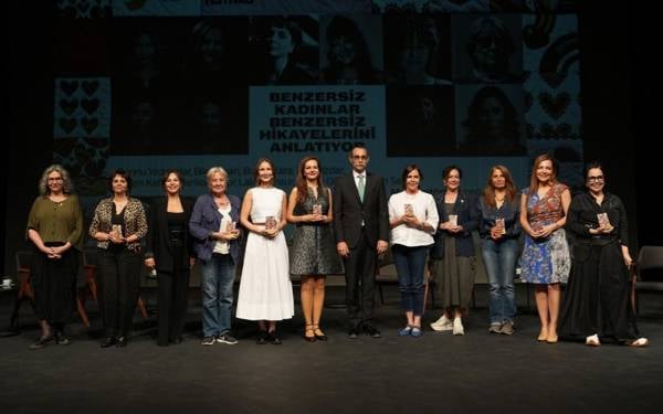 Yalnız değilsin: Sinema salonu şahit