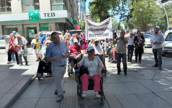 Engelli Onur Ayı üzerine düşünmek: Kendimizle barışmak mı?