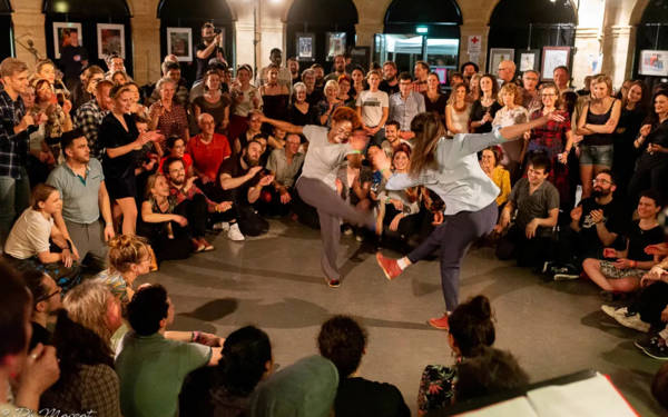 “Swing’in zenginliği, sade bir hayatın yansımasıdır”