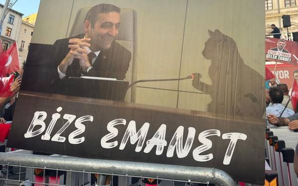 Sana alkış yok sandığı getir