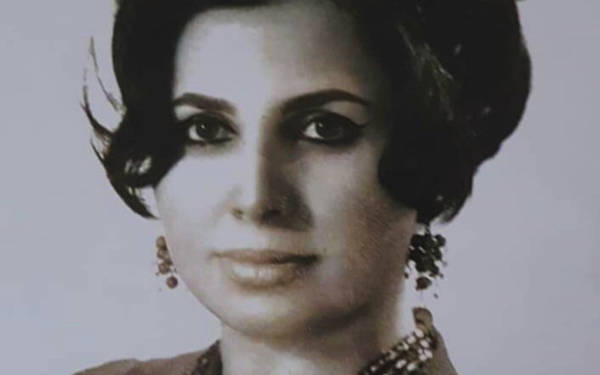 /yazi/bekleyin-biraz-didar-sensoy-geciyor-sokaginizdan-266566