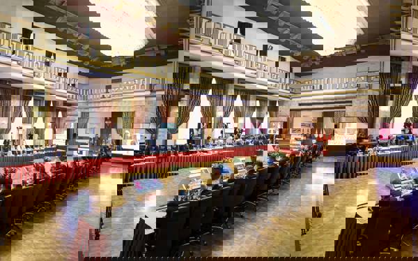 Emek örgütleri çözümün neresinde?