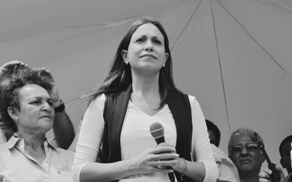 Trump’ın petrol garantili ‘özgürlük savaşçısına’ Nobel Barış Ödülü