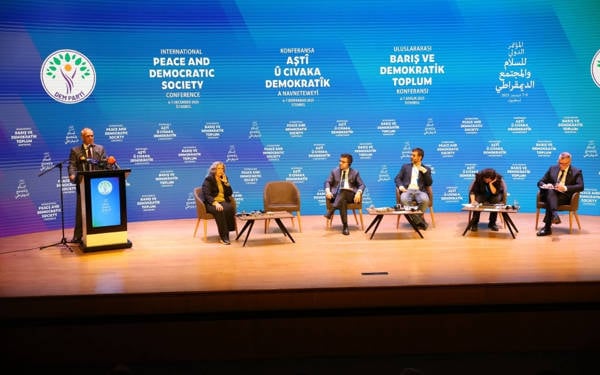 DEM Parti Konferansı’ndan dünya deneyimleri ve ‘sabır’
