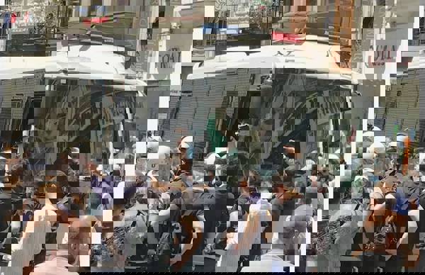 Her koşulda insan hakları savunucularını savunmak