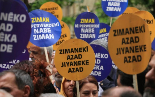 Anadili, kimin dili!