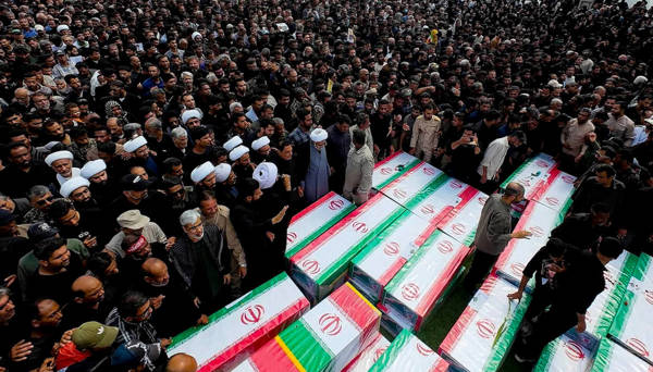 /yazi/iran-savasi-bombalar-duserken-insan-haklari-317544