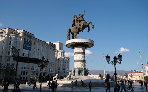 Direnen geçmiş gelecek: Üsküp