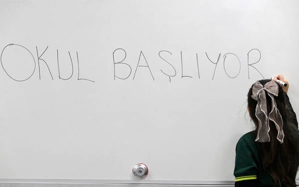 Eğitim hakkı açlıkla ve çocuk işçiliğiyle gölgelendirilemez