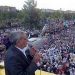 /haber/tens-of-thousands-demand-peace-in-diyarbakir-115927