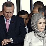 /haber/iki-gazeteci-erdogan-a-10-bin-tl-odeyecek-119027