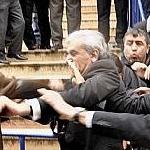 /haber/pro-kurdish-politician-turk-attacked-121291