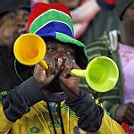 /yazi/vuvuzela-yasakcilik-cokkulturculuk-ikilemini-asmak-122941