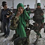 /haber/libyali-isyancilar-bati-dan-kaddafi-ye-suikast-duzenlemelerini-istedi-128593