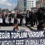 /haber/support-for-detained-journalists-does-not-abate-128719