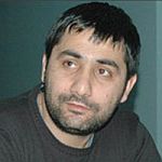 Ramazan Pekgöz: Formaliteden İbaret Bir Tiyatro