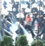 /haber/police-attacks-en-masse-in-taksim-147479