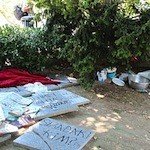 /haber/police-seizes-grave-stones-detains-homeless-in-gezi-park-148834