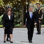 /haber/female-deputy-receives-president-at-parliament-a-landmark-in-turkey-150336