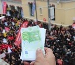 /haber/chp-throws-fake-euro-banknotes-in-demonstration-153777